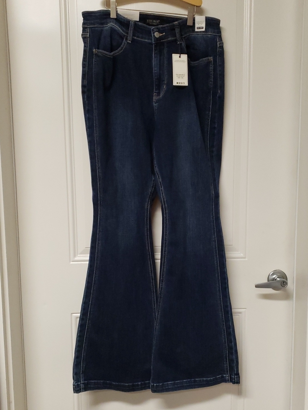 Judy Blue Dark Indigo Flare Jeans 14W NWT